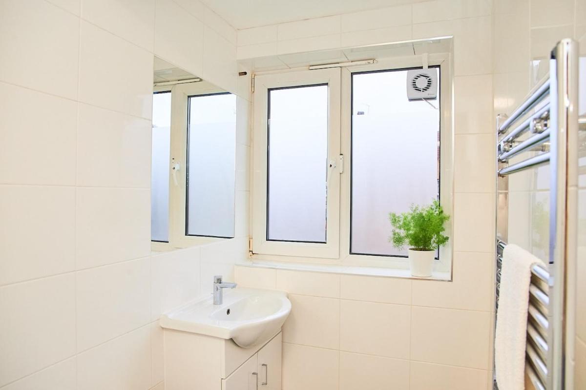Marvelous House Min To Stratford Ferienhaus London
