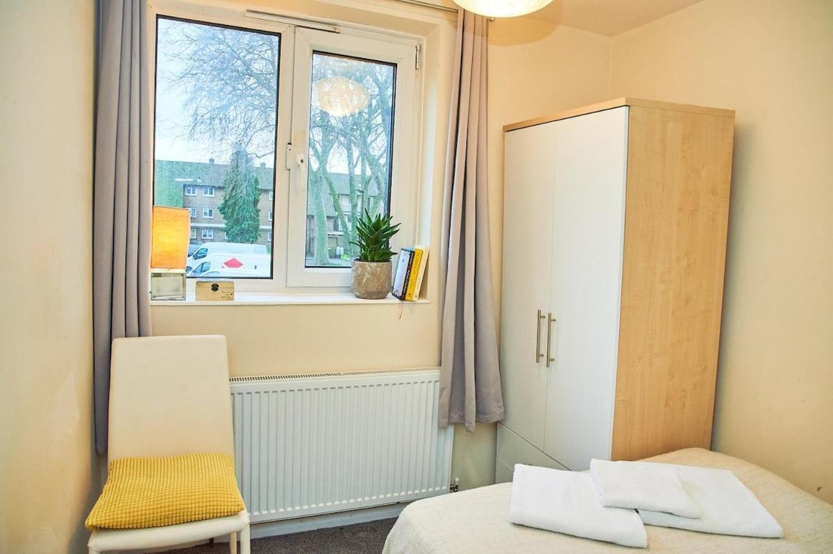 Ferienhaus Marvelous House Min To Stratford *